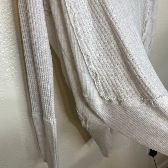 Free People We The Free Catalina Thermal V Neck Sweater Size Large Casual - Picture 5 of 9